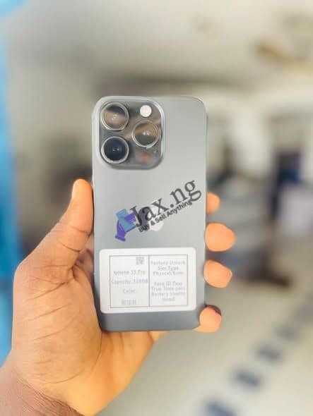 UK USEd  IPHONE 15 PRO 128GB