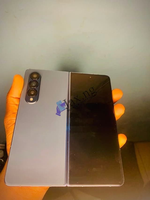OPEN BOX SAMSUNG FOLD 4 12GB 256GB CASING INCLUDED
